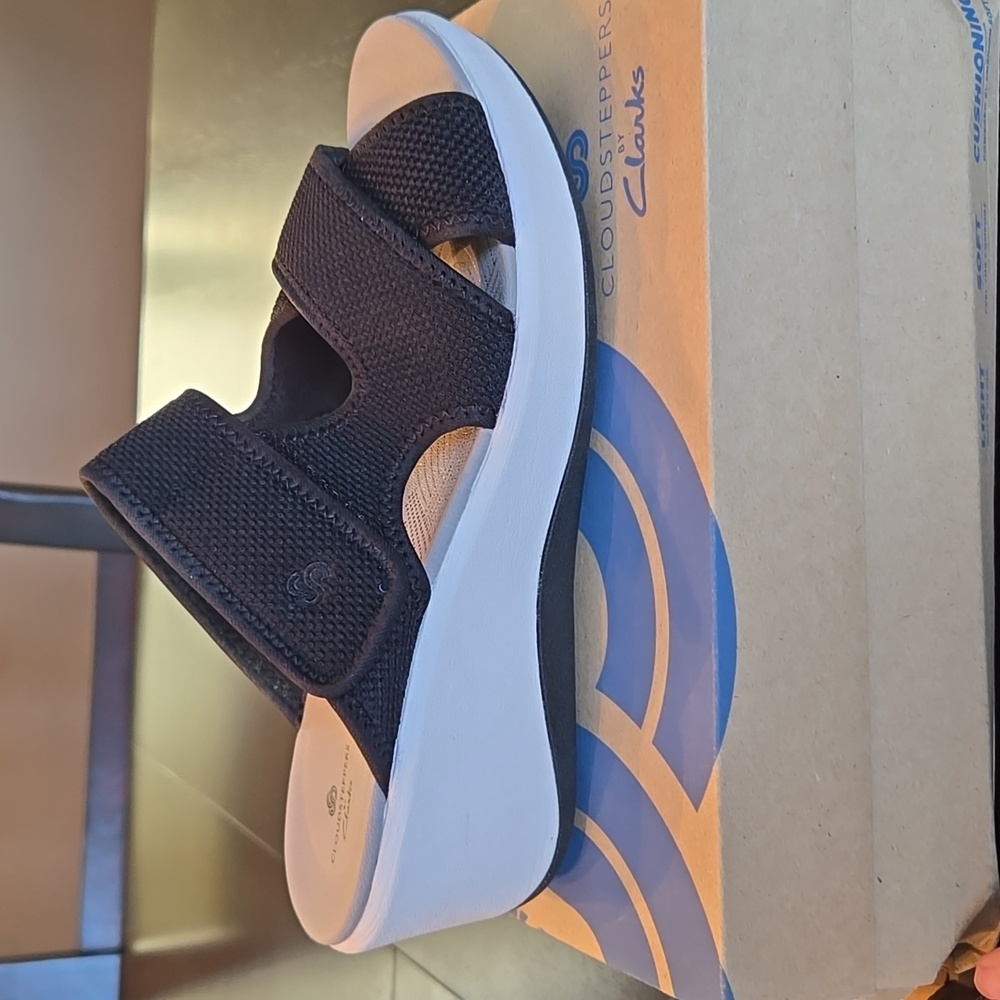 Clarks cloudsteppers sandal
